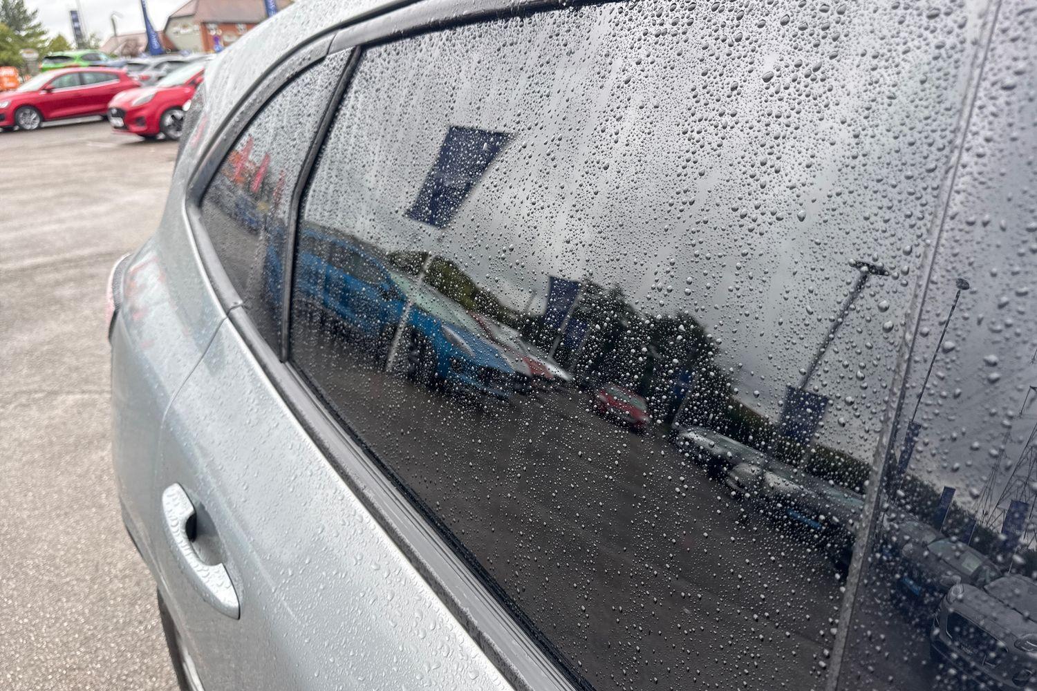 Ford KUGA Photo 35