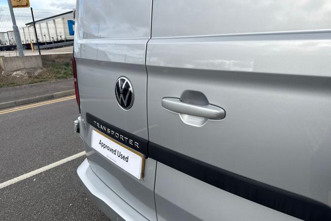 VOLKSWAGEN Transporter Photo 22