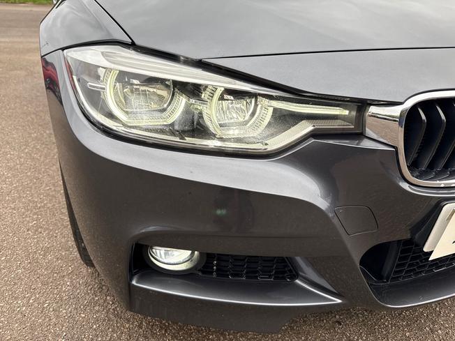 BMW 3 Series Photo 29