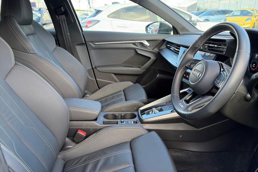 Audi A3 Photo autoimg-5ecbaa62ba46b0aa8e4330bbee622923e109b0a0.jpg