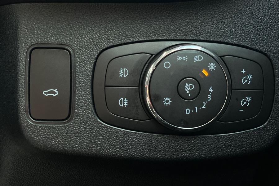 Ford Puma Photo autoimg-5ecc5545e70f0927f93edcd13bd590c3effde575.jpg