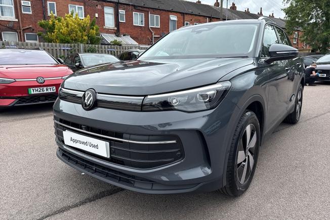 VOLKSWAGEN Tiguan Photo 22