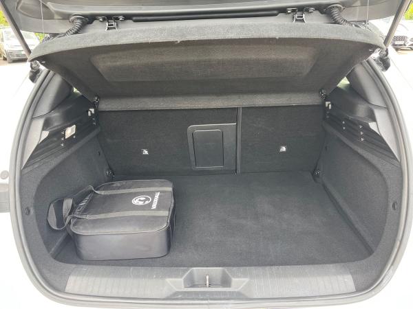 Vauxhall Astra Photo autoimg-5ed0c98437e885c947909185b55f6fff0360b70f.jpg