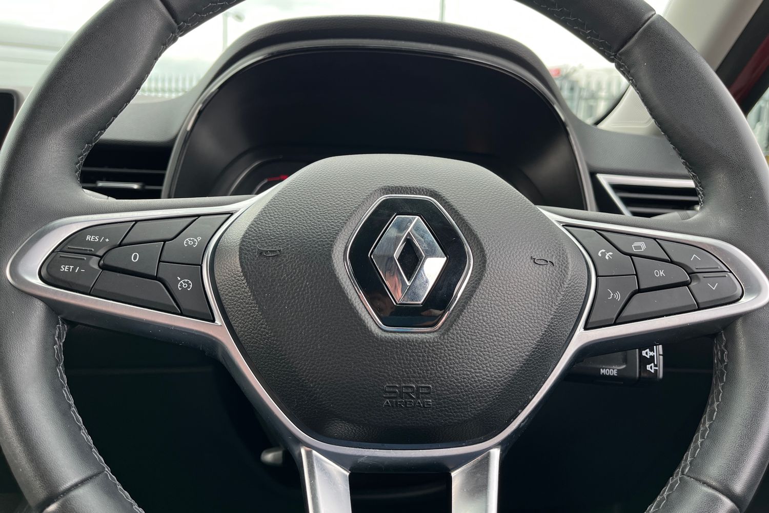 Renault CLIO Photo 11