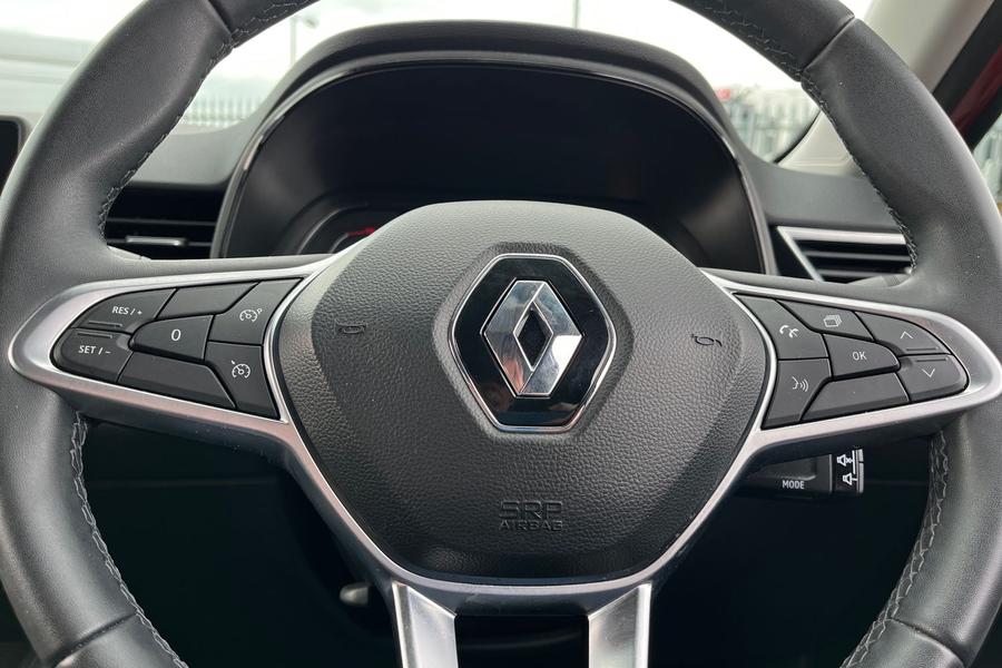 Renault CLIO Photo autoimg-5ed1b88d4f053c4dc63cad803937f257625e582b.jpg