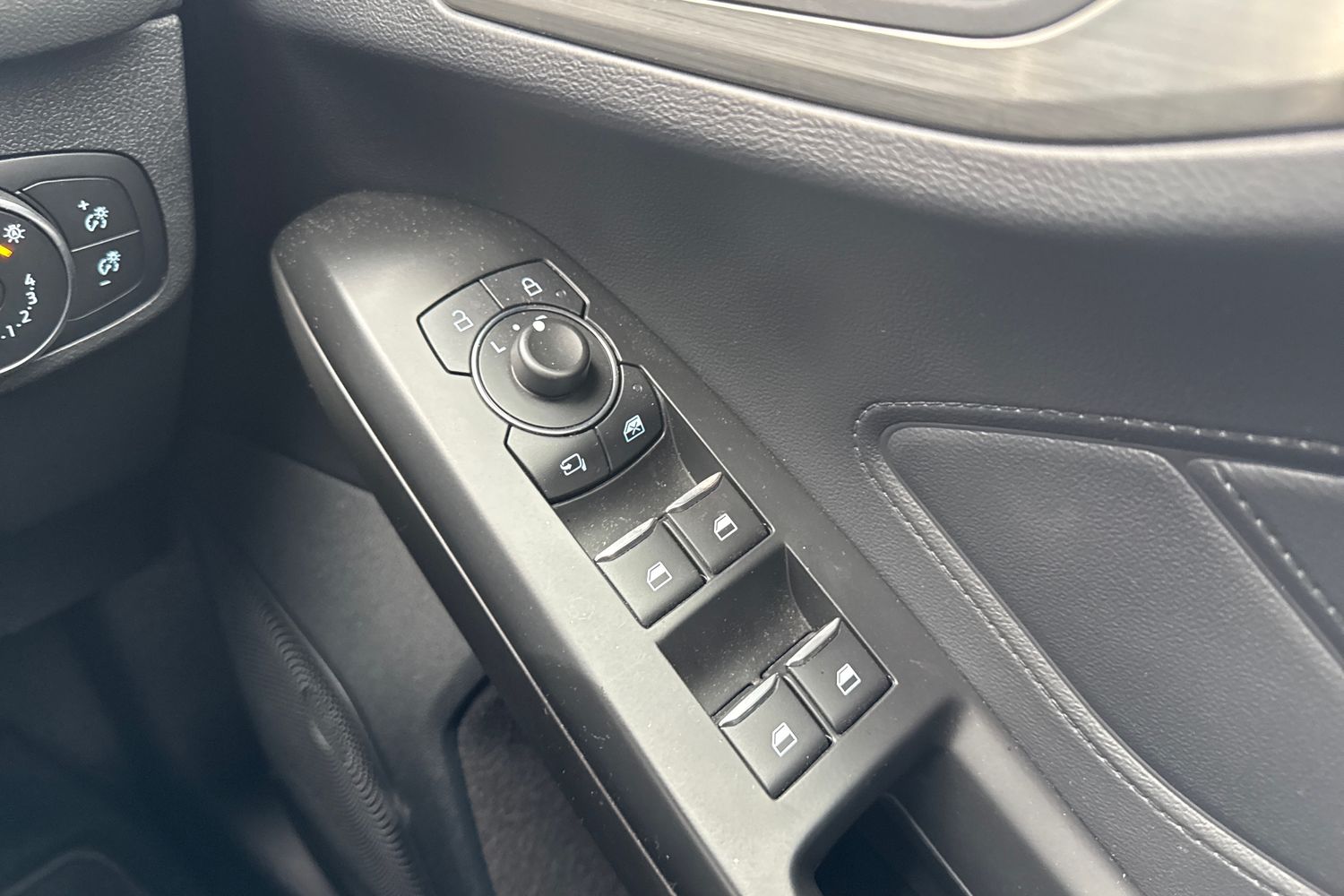 Ford FOCUS Photo 15