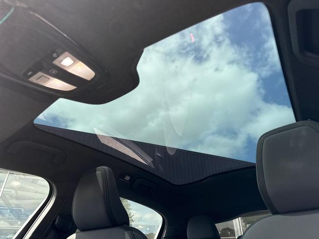 POLESTAR Polestar 2 Photo 29