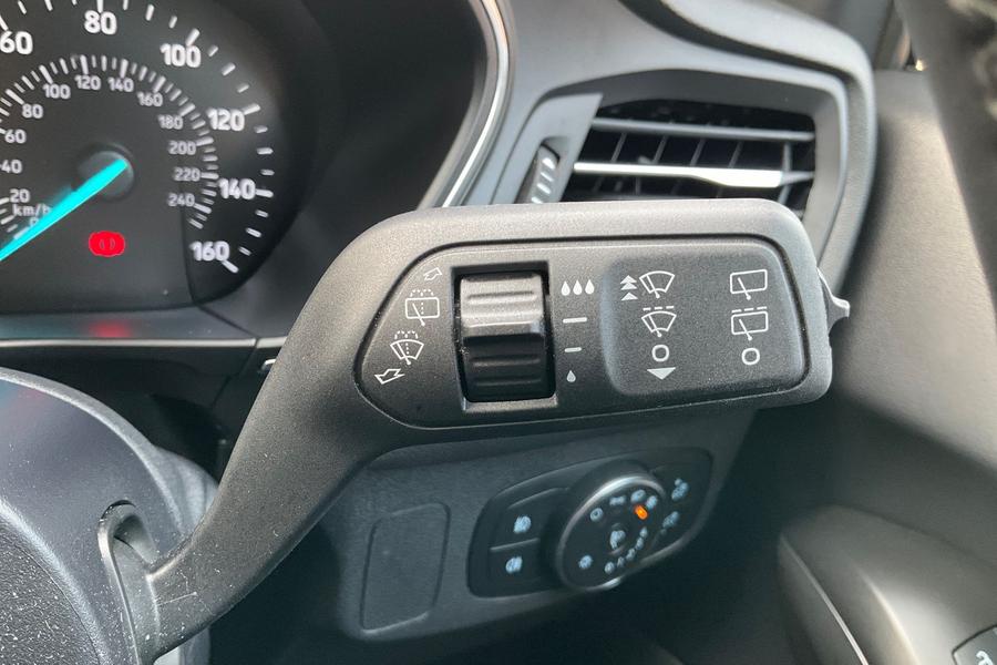 Ford Focus Photo autoimg-5eda7729af18005a429c7bd77d5b7932dc11c349.jpg