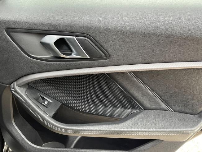 BMW 1 Series Photo 31