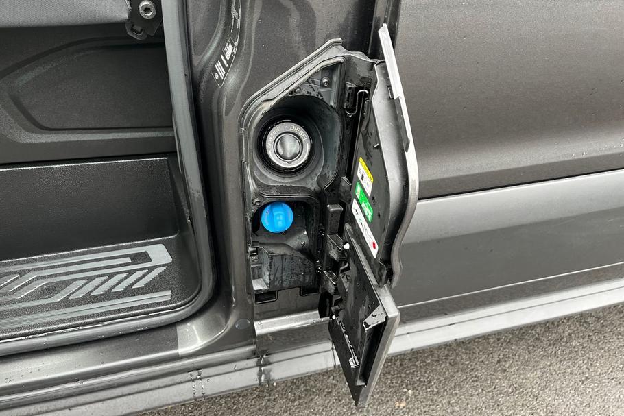 Used Ford TRANSIT 33