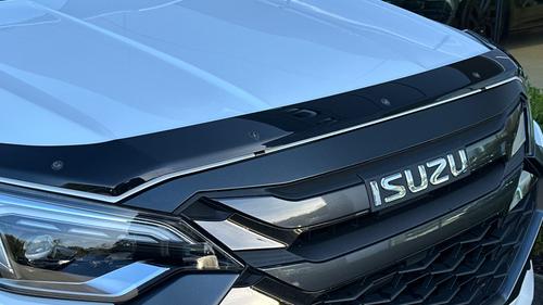 Isuzu D-MAX Photo autoimg-5ee2e9a2adce119cbdb8655639215d399d408a42.jpg