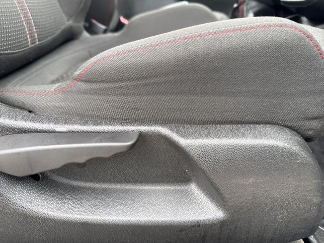 VAUXHALL Corsa Photo 24