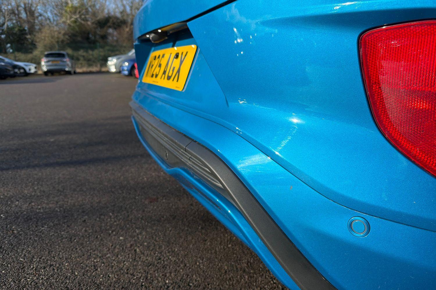 Ford PUMA Photo 23