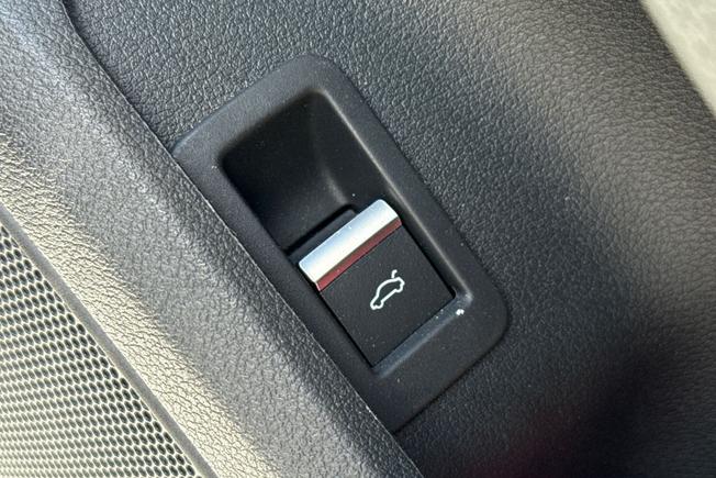 AUDI A4 Avant Photo 31