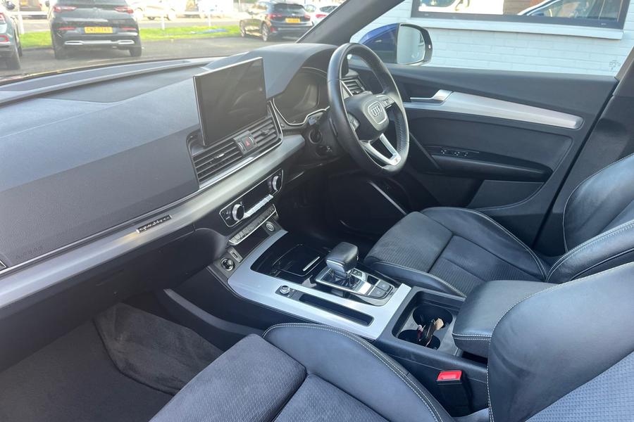 Audi Q5 Photo autoimg-5ee6cb345acb2217919702dd1a0b5f7bb2d8dce9.jpg