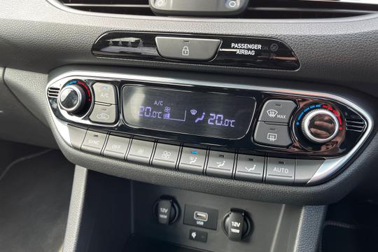 Hyundai i30 Photo autoimg-5ee8d9f598ed6b06b44c5887265ecf03c0bd740a.jpg