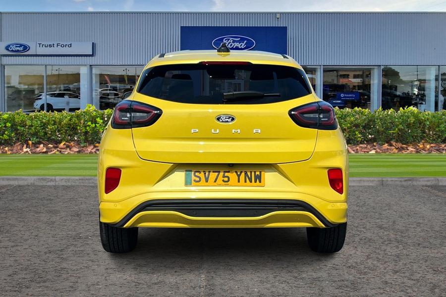 Ford PUMA Photo autoimg-5ef22754e5bd2d805c51f357641f7322941daf1c.jpg