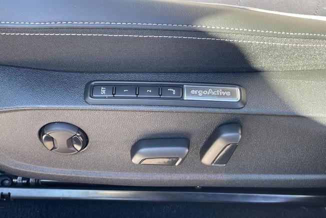 VOLKSWAGEN ID.3 Photo 30