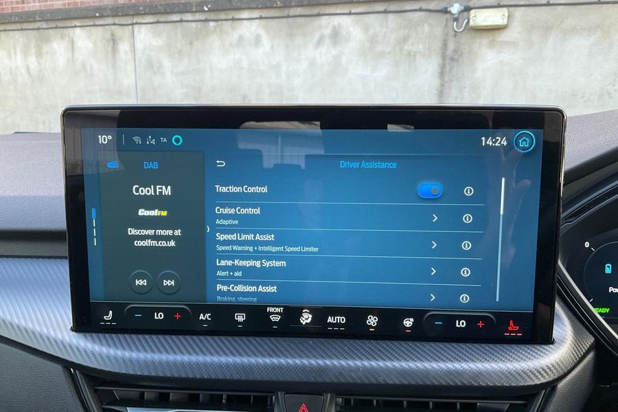 Ford KUGA Photo autoimg-5ef584ffcaa9639992875000d2949d0455573057.jpg