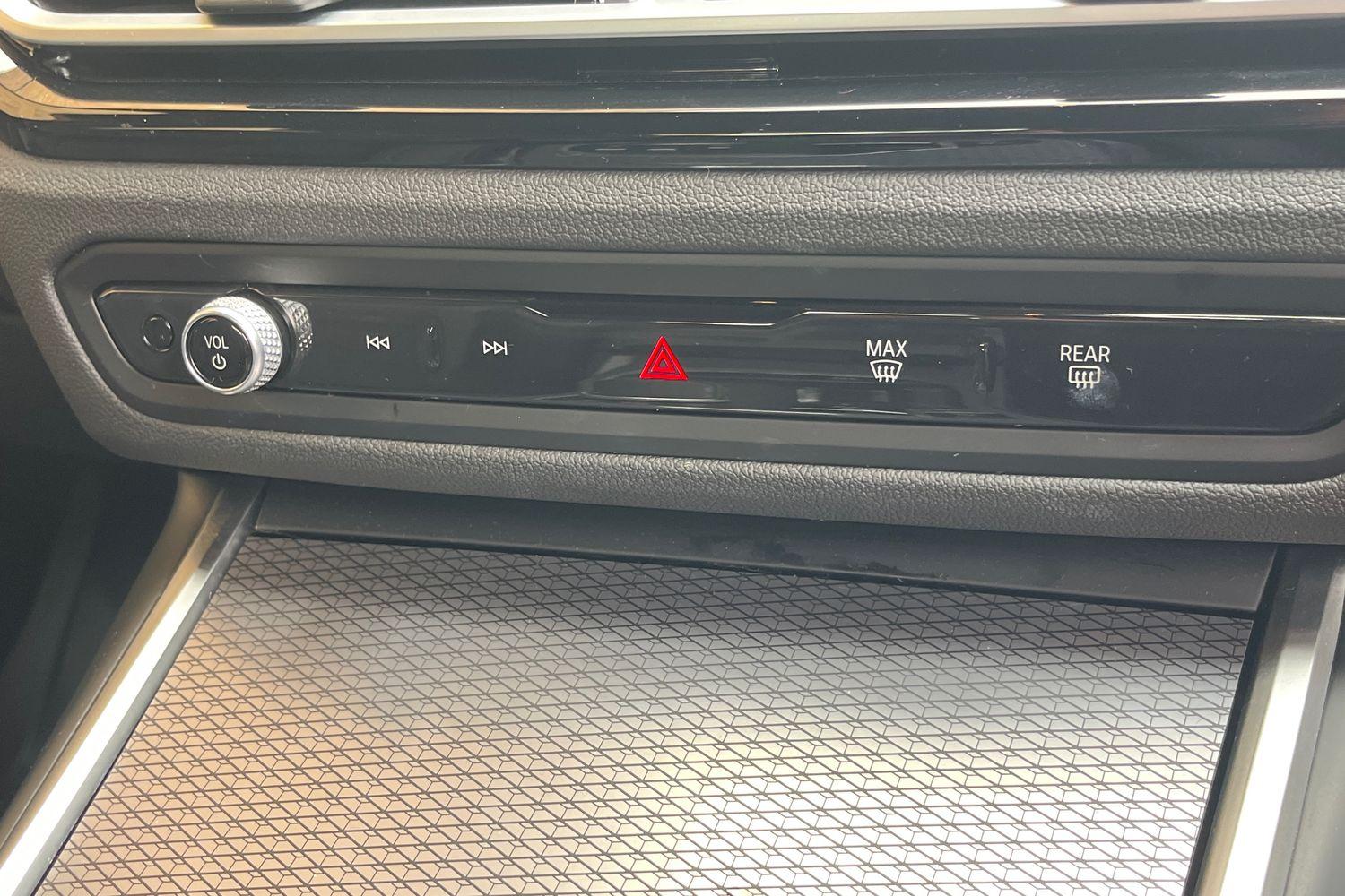 BMW 3 SERIES Photo 25