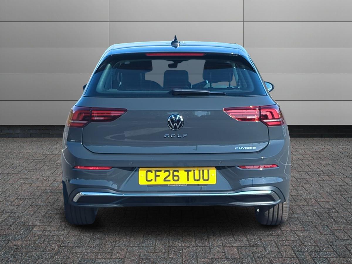 Volkswagen Golf Photo autoimg-5ef88176c0c432eb8f878f6280adff1133117a36.jpg