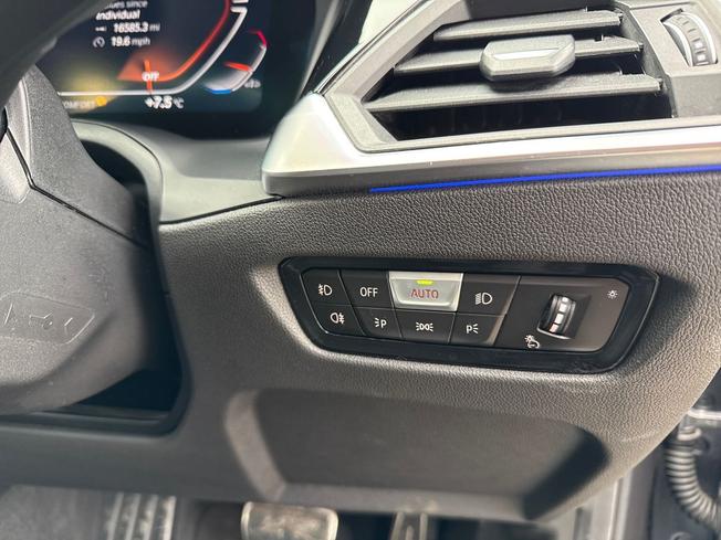 BMW 3 Series Photo 28