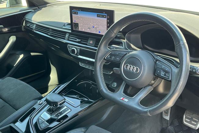 Audi A4 Avant Photo 6