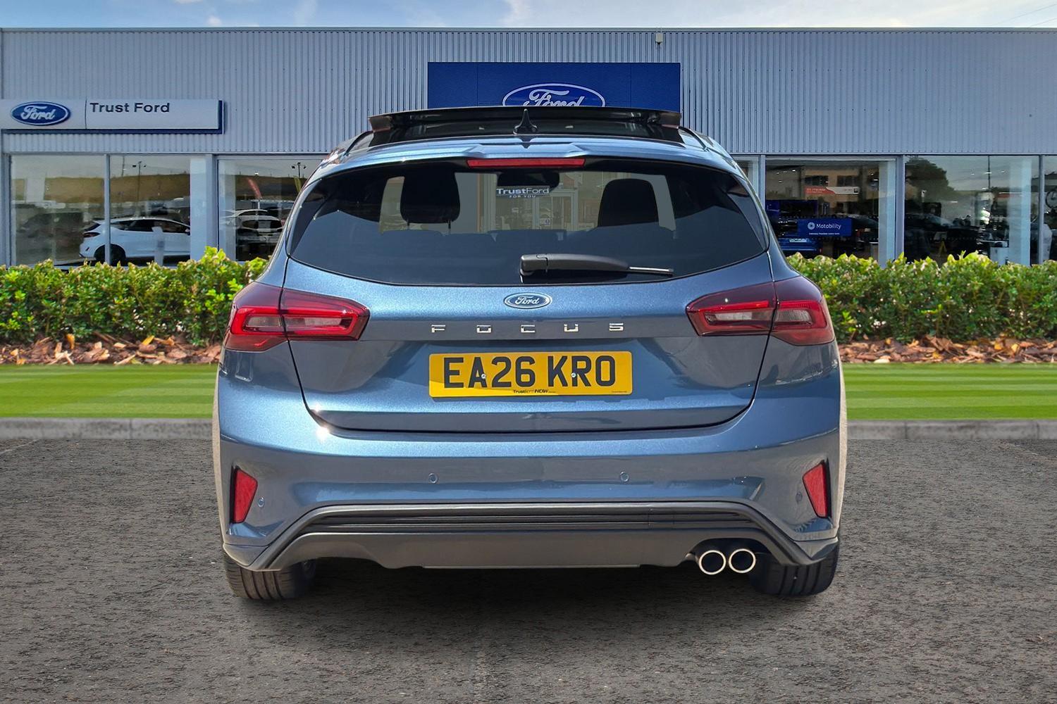 Ford Focus Photo 6