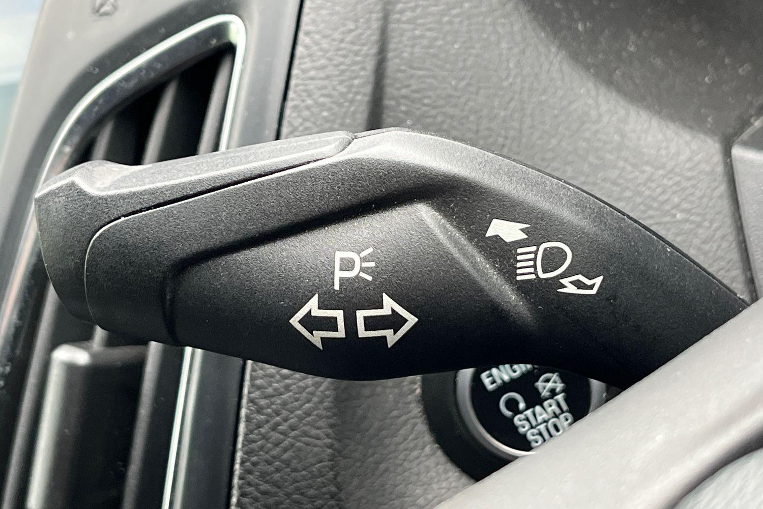 Ford Focus Photo 13