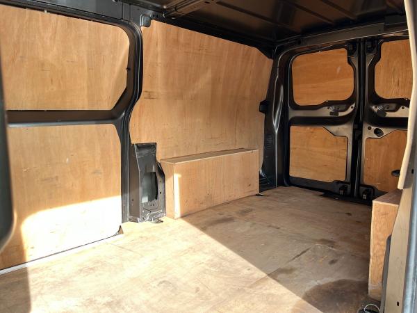 Vauxhall Vivaro Photo autoimg-5f04faf5fb42dd98f98608df82733633f0558283.jpg