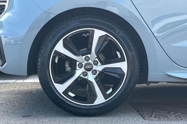 Audi A1 Photo 5