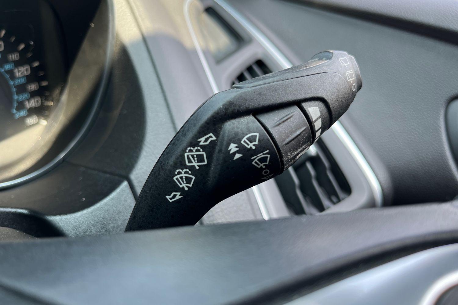 Ford Focus Photo 14