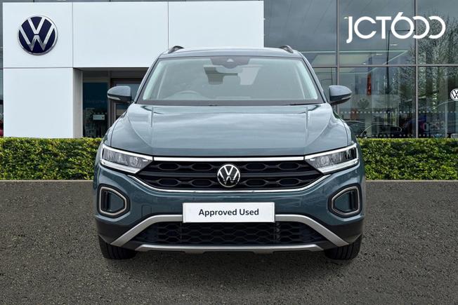 Volkswagen T-Roc Photo 8