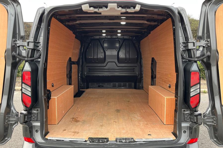Ford TRANSIT CUSTOM Photo autoimg-5f0f4c119dbd7a19c57325a08cbf9ee875367c9c.jpg