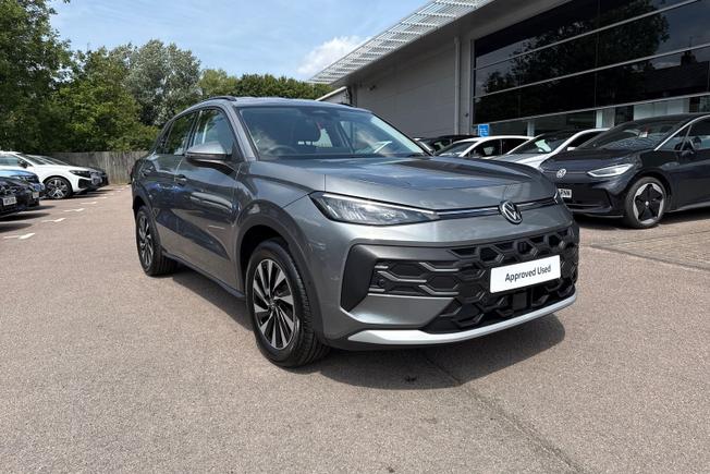 VOLKSWAGEN T-Roc Photo 21