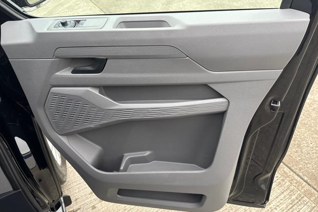 VOLKSWAGEN Transporter Photo 22
