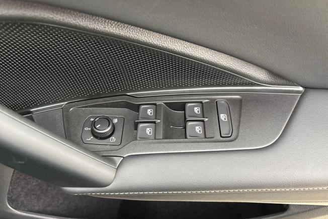 VOLKSWAGEN  Tiguan  Photo 27