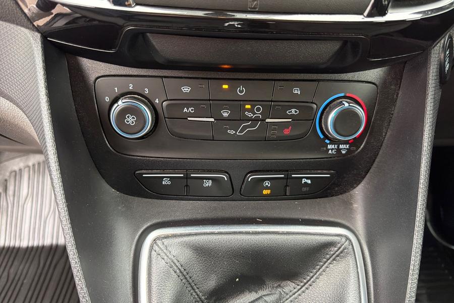 Ford TRANSIT CONNECT Photo autoimg-5f1f97a9d766296dbc29e4aebced55f1f29175d7.jpg
