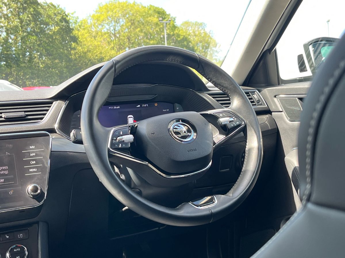 Skoda Superb Photo 14
