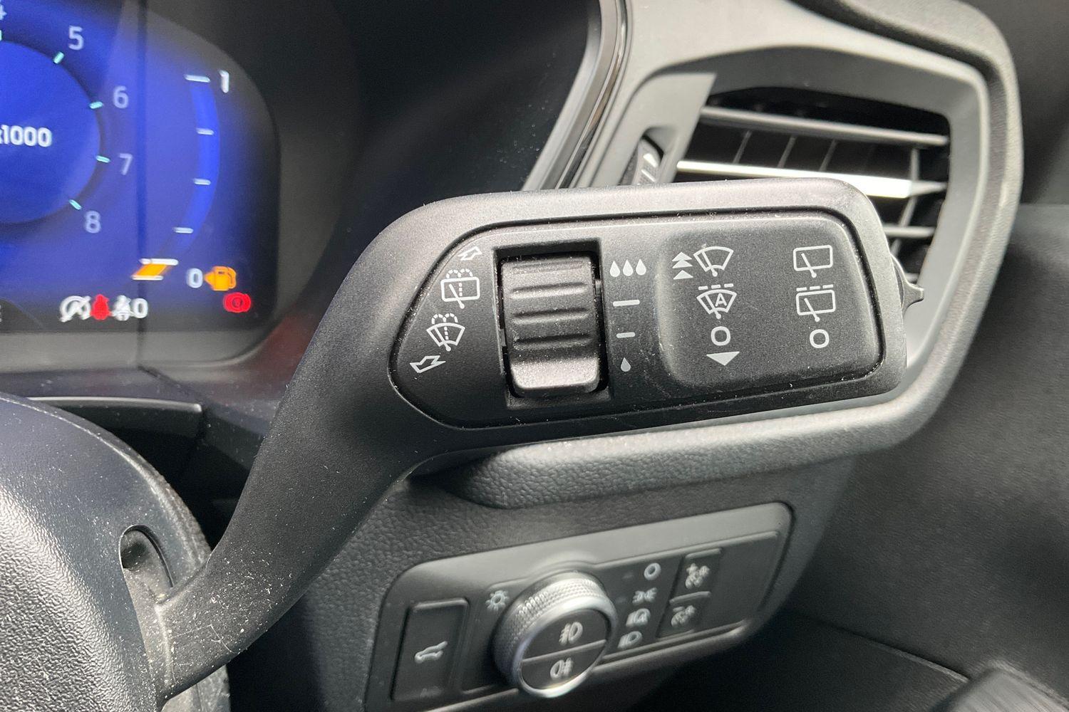 Ford KUGA Photo 14