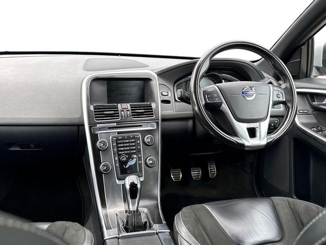 VOLVO XC60 Photo 11