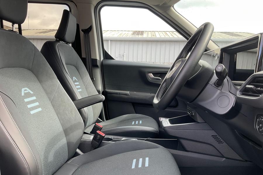 Ford E-Tourneo Courier Photo autoimg-5f2d53a8270966e63f62111ddc4ce95e56184545.jpg