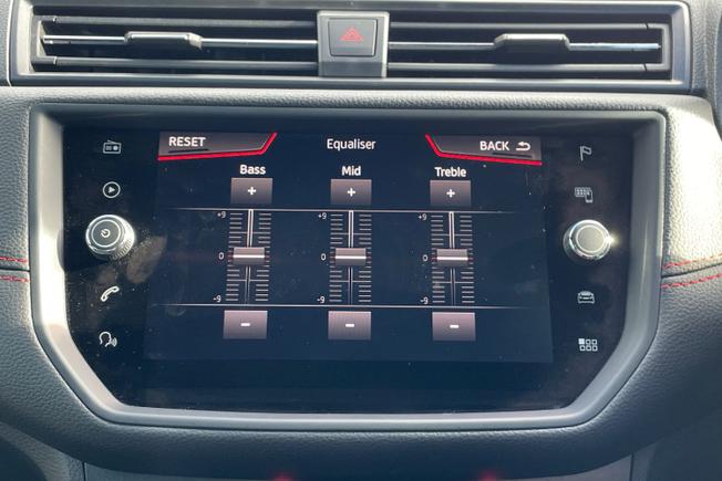 SEAT Ibiza Photo 32