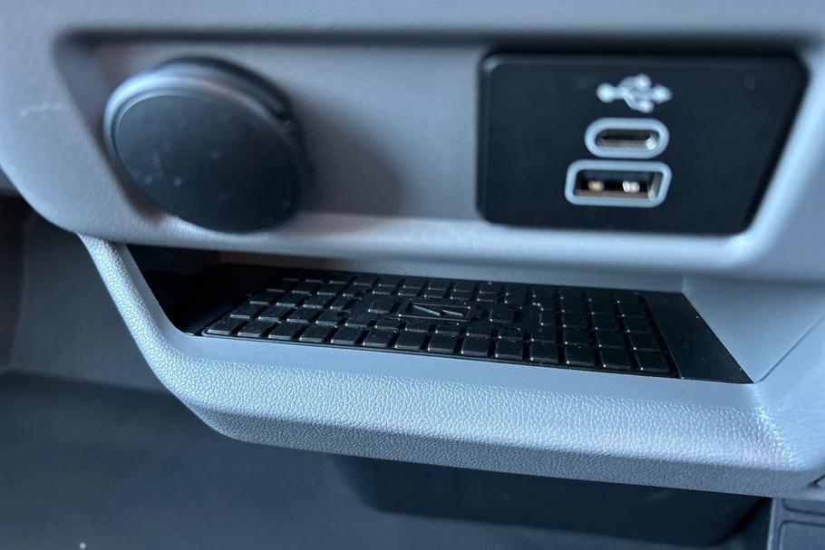 Used Ford TRANSIT CUSTOM 37