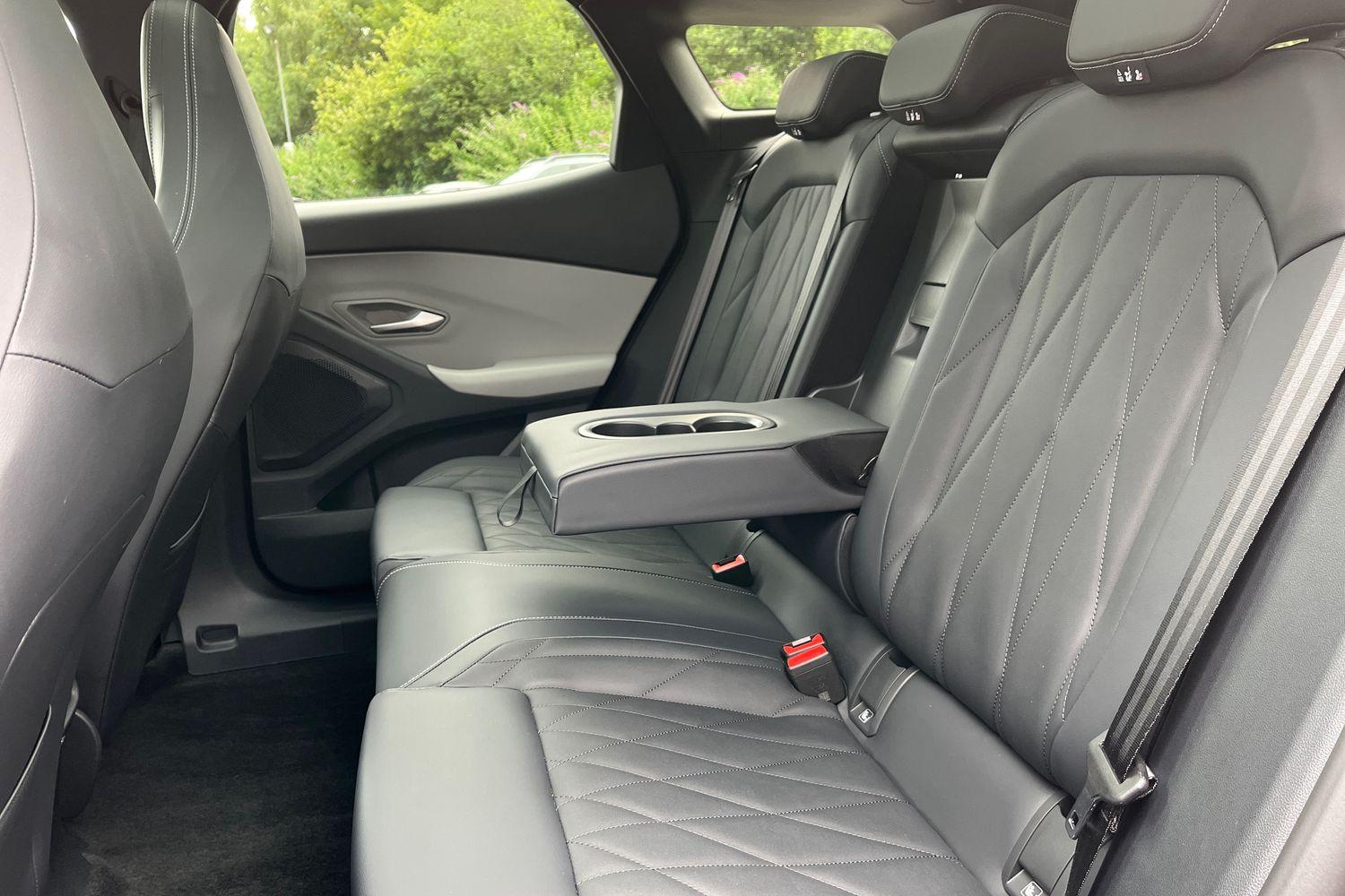 Ford Explorer Photo 34