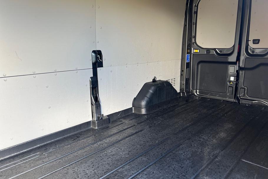 Used FORD TRANSIT WN75UAJ 4