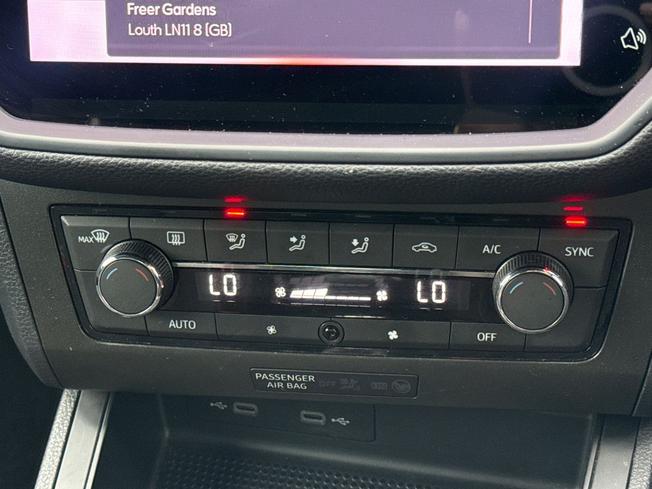 SEAT Ibiza Photo 36