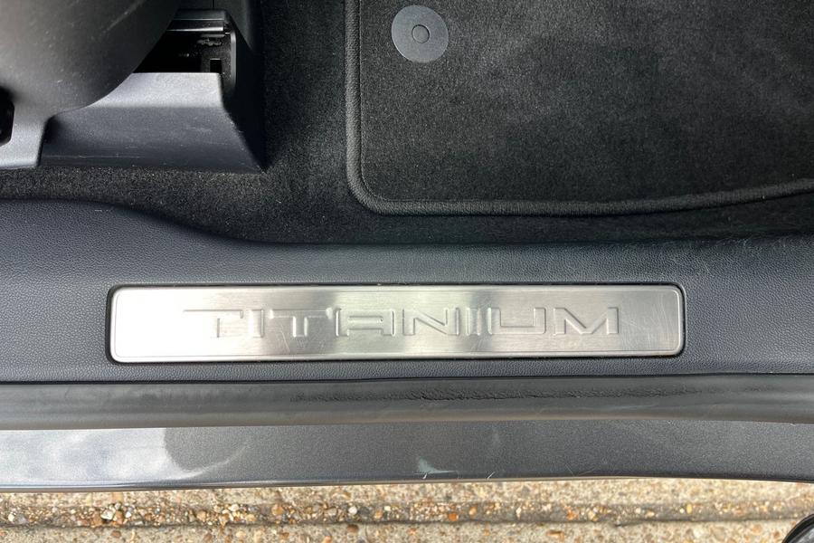 Ford Kuga Photo autoimg-5f3954e8a79feb5872fd69d171618f623dc0214a.jpg