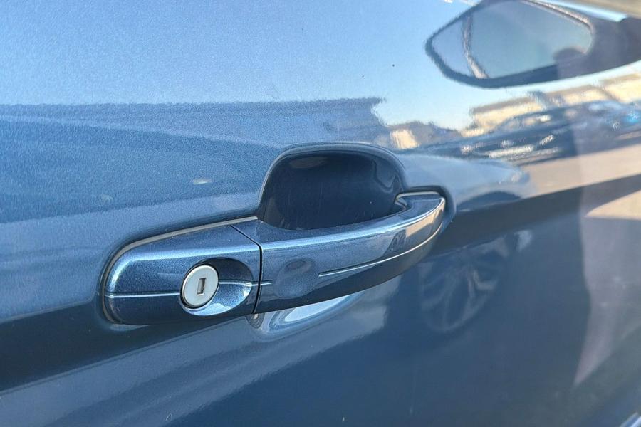 Ford TOURNEO CONNECT Photo autoimg-5f3a8c072f7b75b30bdd7ae714149cd17d670bdc.jpg