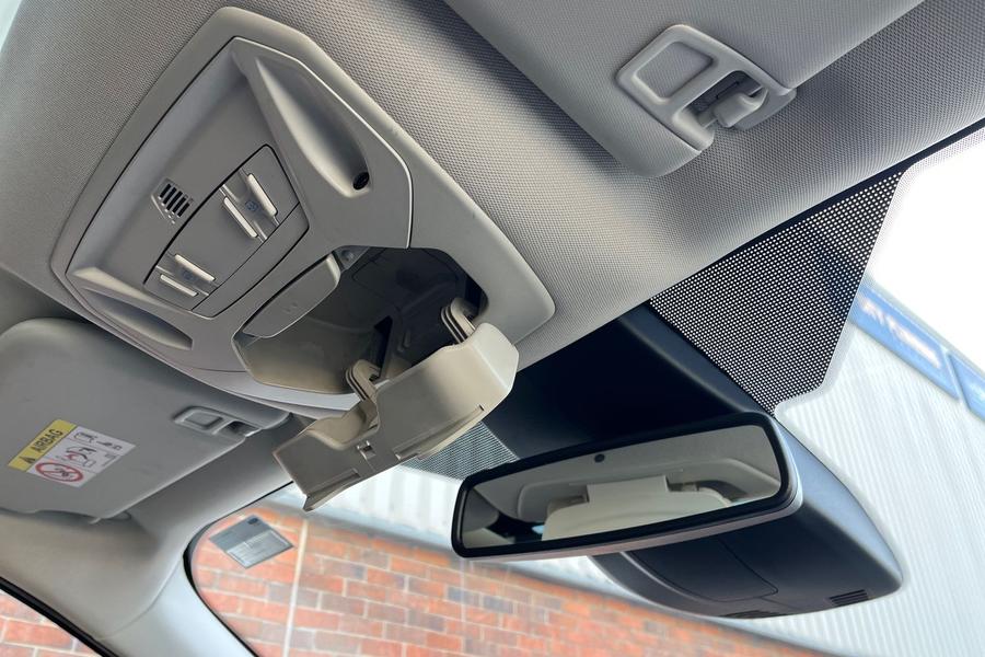 Ford Kuga Photo autoimg-5f3c65b571510945fed2f55635b33bd703fbb49f.jpg